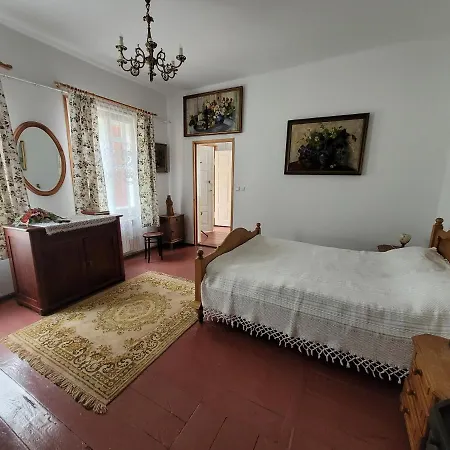 Dom Pod Platanami Villa Bondyrz Exterior photo